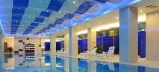 Варианты подсветки и освещения в бассейне