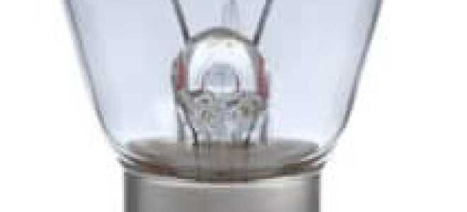 Лампа стоп сигнала на Форд Фокус 3: какая стоит, как поменять